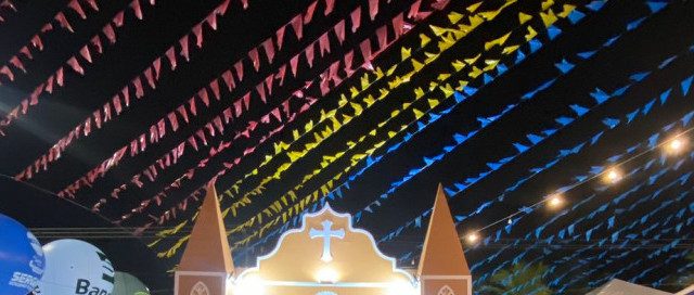 capela-na-vila-do-forro-remete-as-tradicoes-juninas-e-ao-turismo-religioso